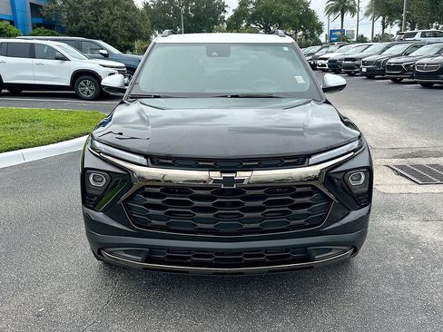 Certified 2024 Chevrolet TrailBlazer ACTIV FWD image 2