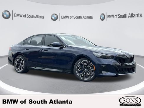 New 2026 BMW 530i w/ M Sport Package RWD image 1
