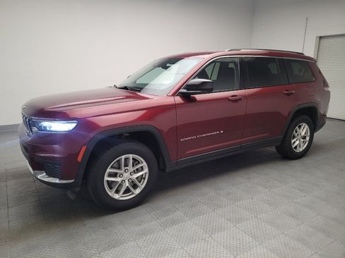 Used 2023 Jeep Grand Cherokee L Laredo RWD image 2