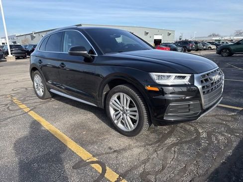 Used 2020 Audi Q5 2.0T Premium Plus w/ Premium Plus Package image 3