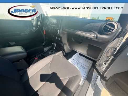 Used 2016 Jeep Wrangler Unlimited Sport w/ Quick Order Package 24S AWD/4WD image 27