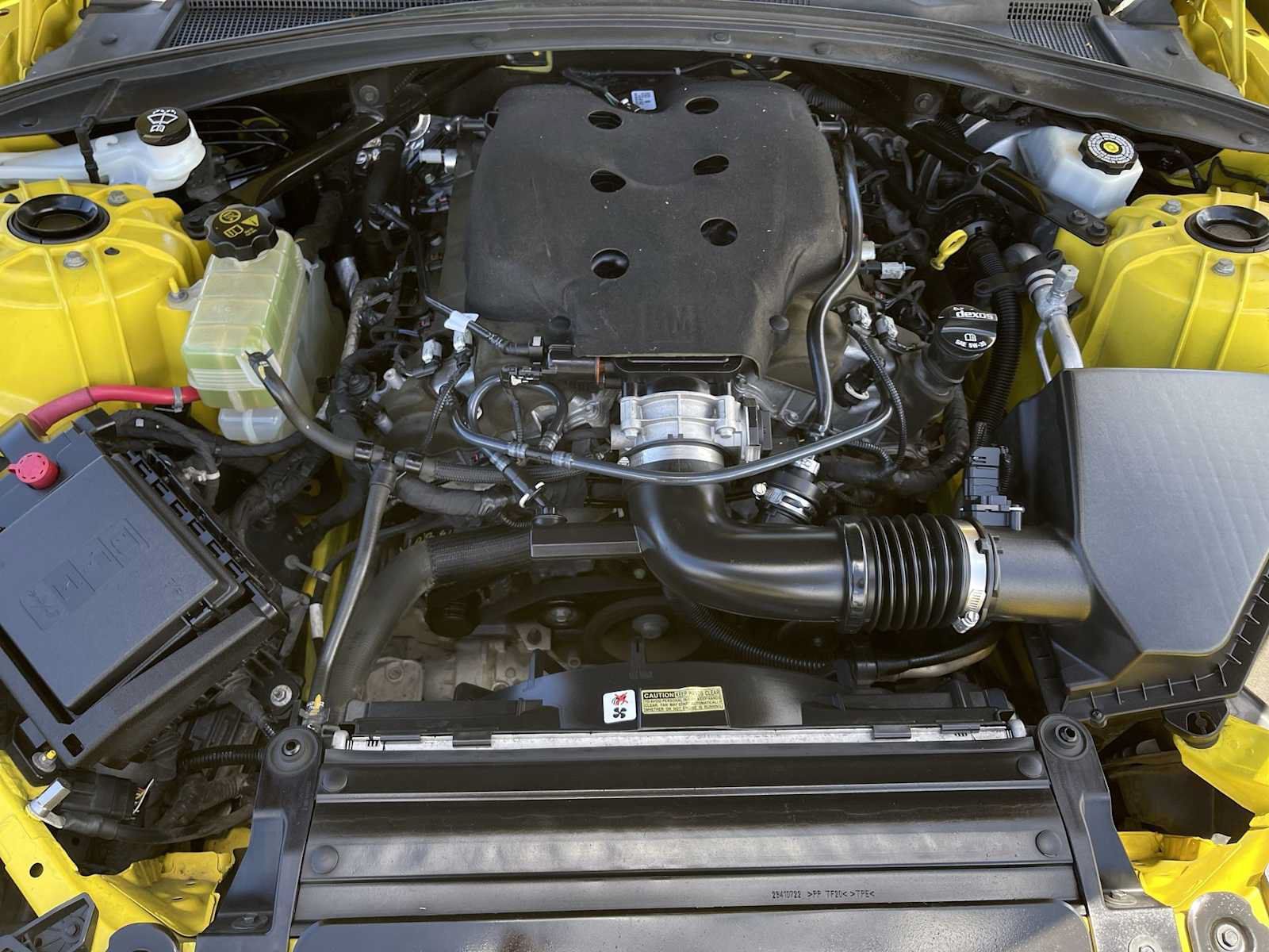 Used 2018 Chevrolet Camaro LT RWD image 17