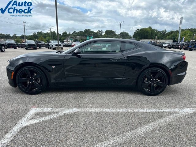 Used 2023 Chevrolet Camaro LT RWD image 4