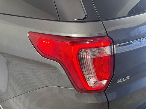 Used 2017 Ford Explorer XLT w/ Equipment Group 202A image 36