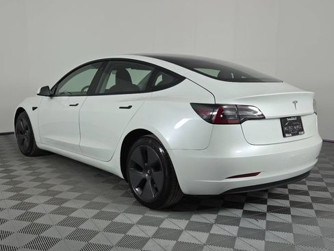 Used 2023 Tesla Model 3 Standard Range RWD image 5