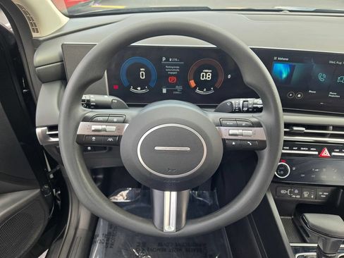 Used 2025 Hyundai Tucson SEL FWD image 43