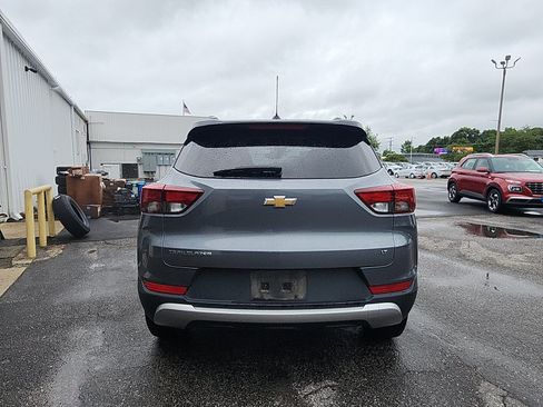 Used 2022 Chevrolet TrailBlazer LT FWD image 4