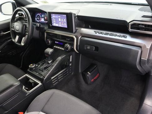 Used 2024 Toyota Tacoma TRD Off-Road AWD/4WD image 35