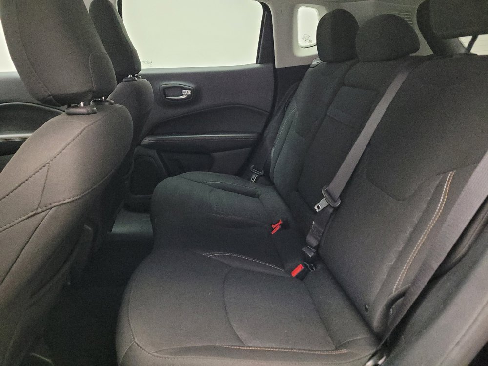 Used 2019 Jeep Compass Sport FWD image 18