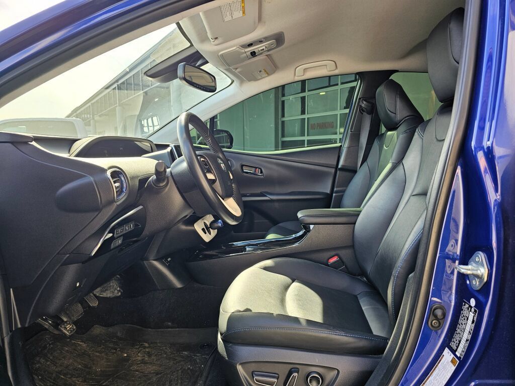 Used 2018 Toyota Prius Four Touring w/ Appearance Package FWD image 20