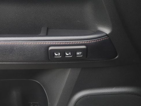 Used 2019 Toyota 4Runner Limited AWD/4WD image 5
