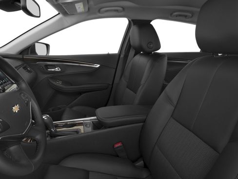 Used 2016 Chevrolet Impala LT FWD image 9