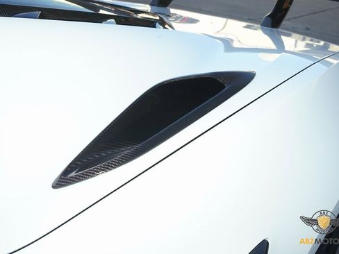 Used 2026 Chevrolet Corvette ZR1 w/ ZR1 Carbon Fiber Aero Package image 4