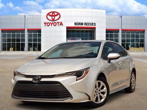 Used 2024 Toyota Corolla LE FWD image 1