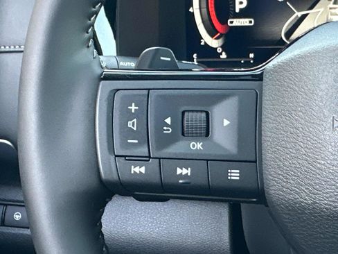 New 2026 Nissan Pathfinder SL w/ SL Premium Package AWD/4WD image 37