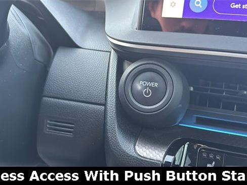 Used 2024 Toyota Prius XLE image 8