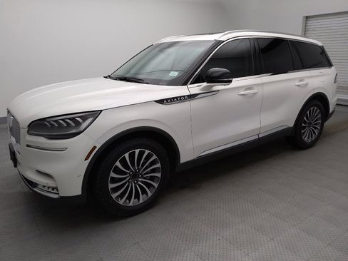 Used 2020 Lincoln Aviator Reserve w/ Equipment Group 201A RWD image 2