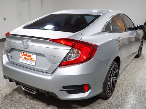 Used 2020 Honda Civic Sport image 7