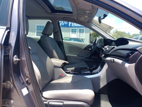 Used 2015 Honda Accord EX image 13