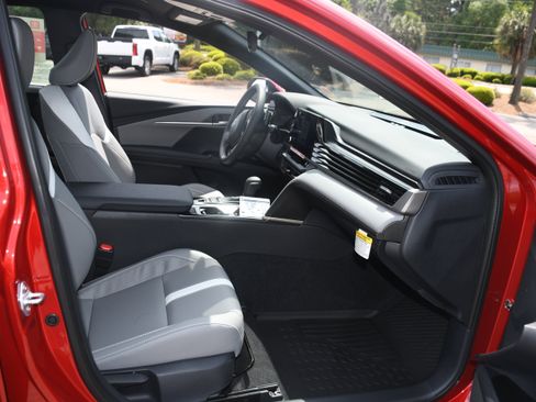 New 2026 Toyota Camry SE FWD image 11