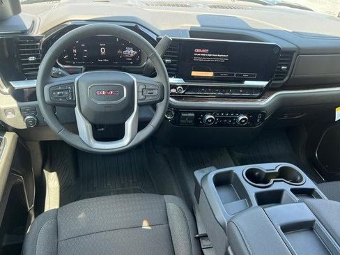 New 2026 GMC Sierra 1500 Elevation w/ Elevation Select Package AWD/4WD image 17