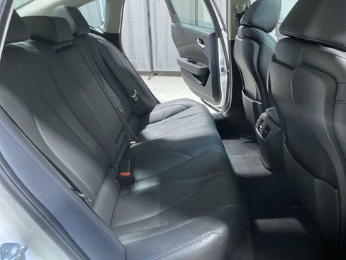 Used 2023 Acura TLX FWD image 13