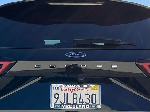 Used 2024 Ford Escape ST-Line Elite w/ Premium Technology Package image 76