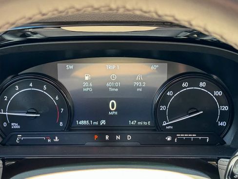 Used 2022 Lincoln Corsair AWD w/ Premium Package image 27