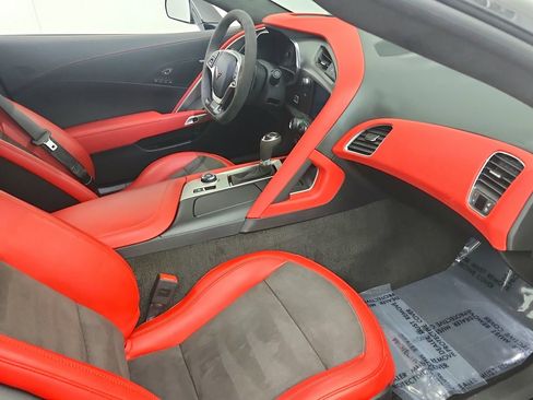 Used 2018 Chevrolet Corvette Z06 RWD image 23