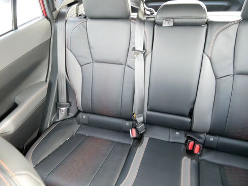 Used 2024 Subaru Crosstrek 2.5i Limited w/ Crosstrek Mirror Package image 13