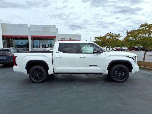 New 2026 Toyota Tundra Limited AWD/4WD image 2