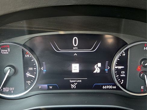 Used 2024 Buick Enclave Avenir w/ Avenir Technology Package AWD/4WD image 23