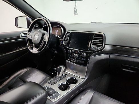 Used 2021 Jeep Grand Cherokee Limited w/ Sun & Sound Group image 26