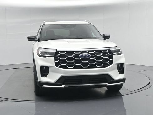 Used 2025 Ford Explorer Platinum RWD image 28