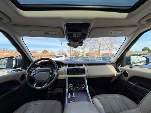 Used 2018 Land Rover Range Rover Sport HSE image 38