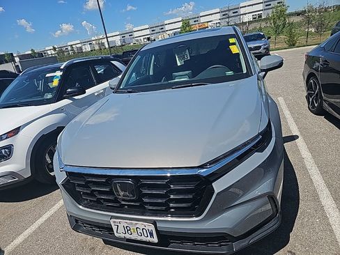 Used 2024 Honda CR-V EX-L image 2
