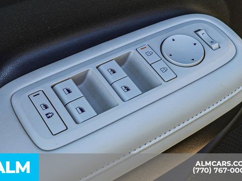 Used 2024 Hyundai Santa Fe SEL image 46