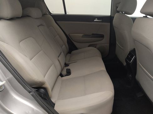 Used 2020 Kia Sportage LX image 19