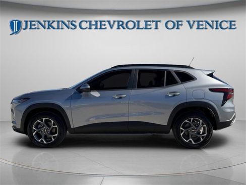 New 2026 Chevrolet Trax LT w/ Driver Confidence Package image 3