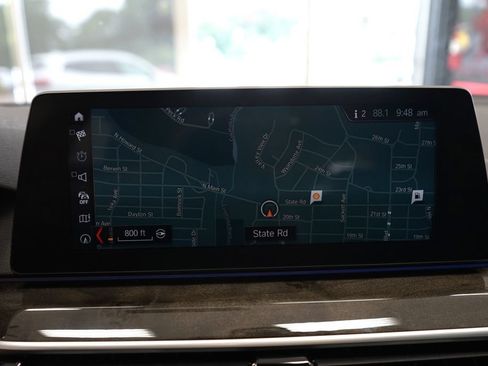 Used 2017 BMW 540i xDrive AWD/4WD image 8