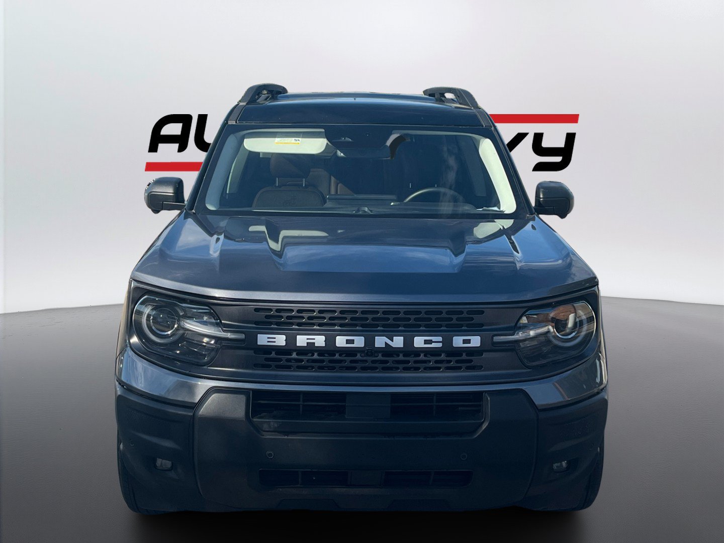 Used 2025 Ford Bronco Sport Outer Banks w/ Outer Banks Tech Package+ AWD/4WD image 2