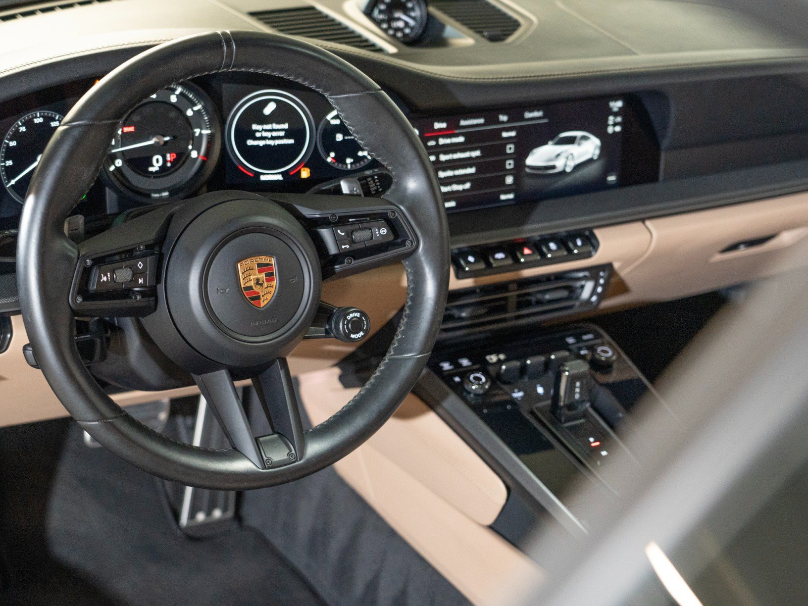 Certified 2022 Porsche 911 Carrera 4S AWD/4WD image 16
