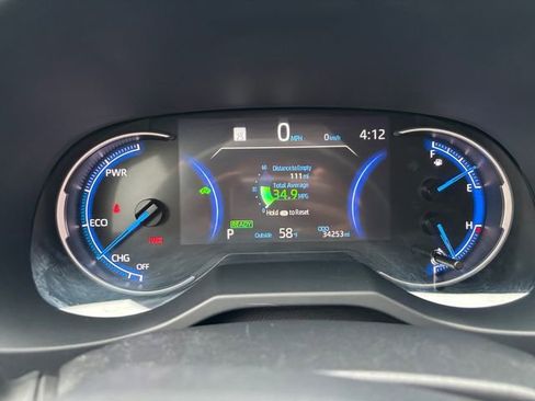 Used 2024 Toyota RAV4 LE AWD/4WD image 23