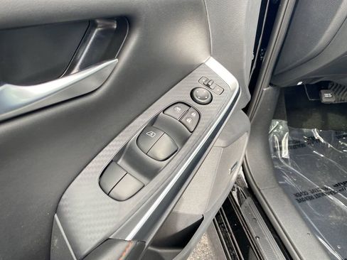 New 2025 Nissan Sentra SR w/ SR Premium Package image 25