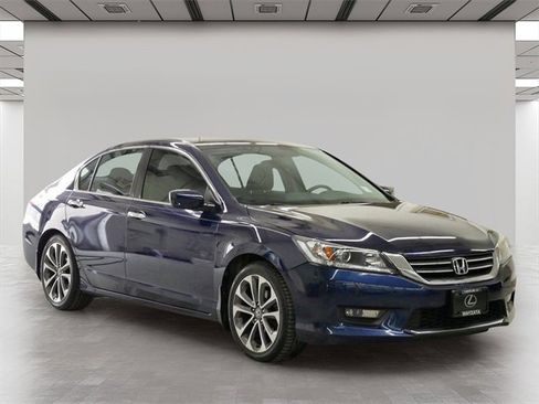 Used 2015 Honda Accord Sport image 1