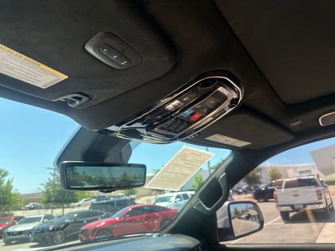 Used 2022 Jeep Grand Wagoneer Series III w/ Rear Seat Video Group 1 AWD/4WD image 25