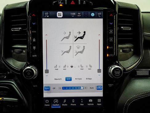 Used 2024 RAM 2500 Limited image 24