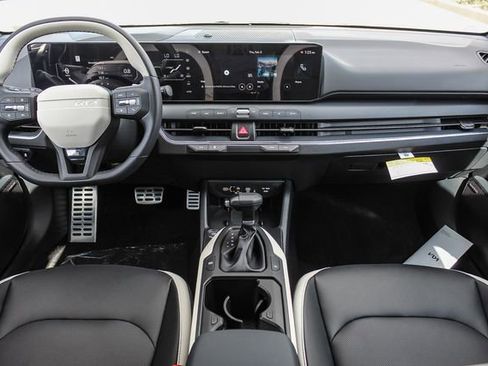 New 2025 Kia K4 GT-Line Turbo image 5