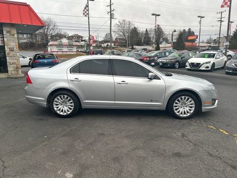 Used 2011 Ford Fusion Hybrid image 8