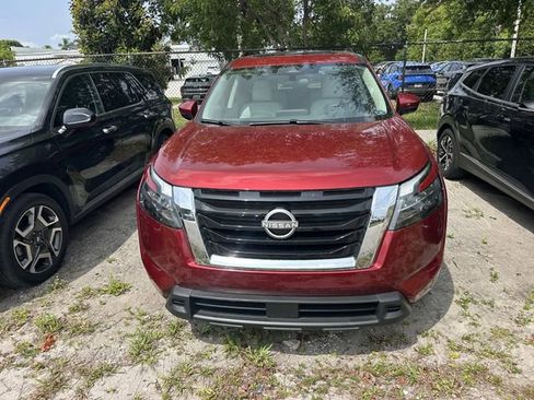 Certified 2025 Nissan Pathfinder SV w/ SV Premium Package AWD/4WD image 2